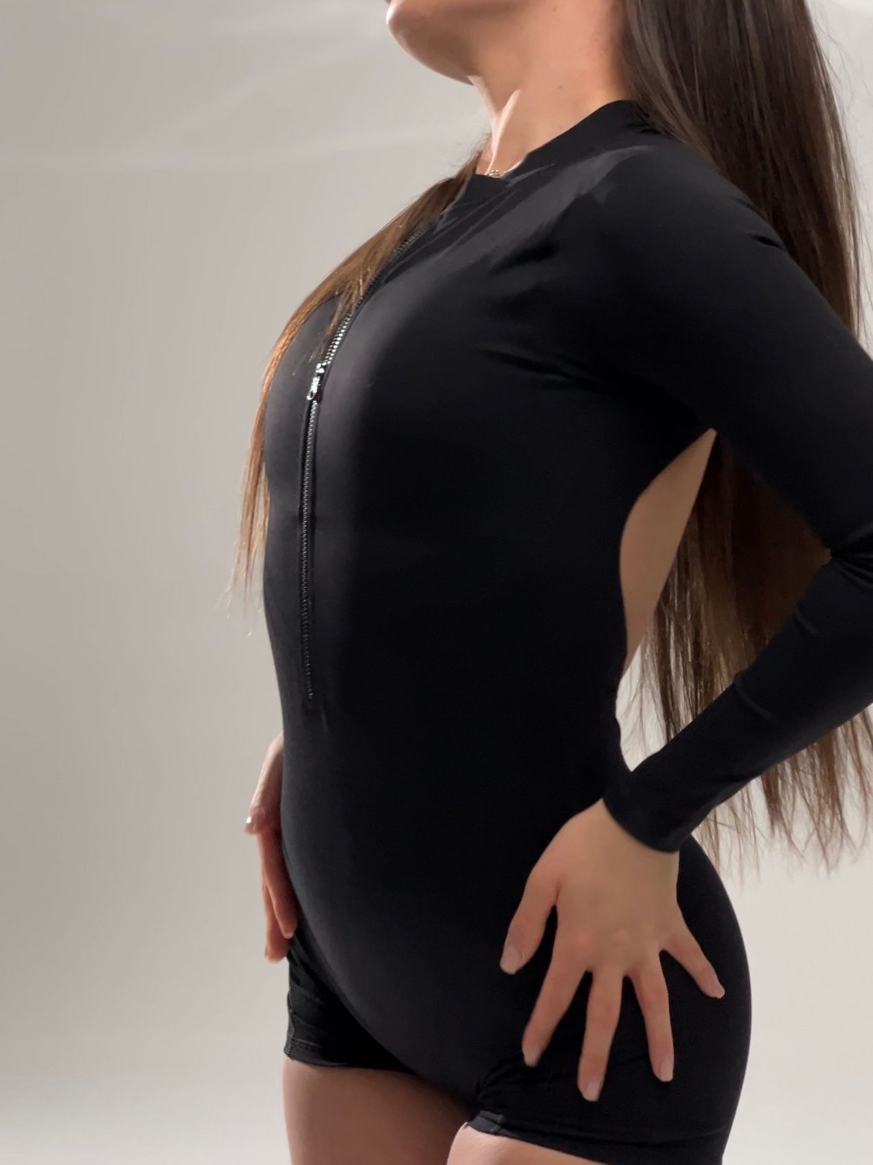 Гладкий короткий комбінезон Leggings Body Crop Top model 70 Nero (чорний) - L COMB-GL-SHORTBL-Д фото