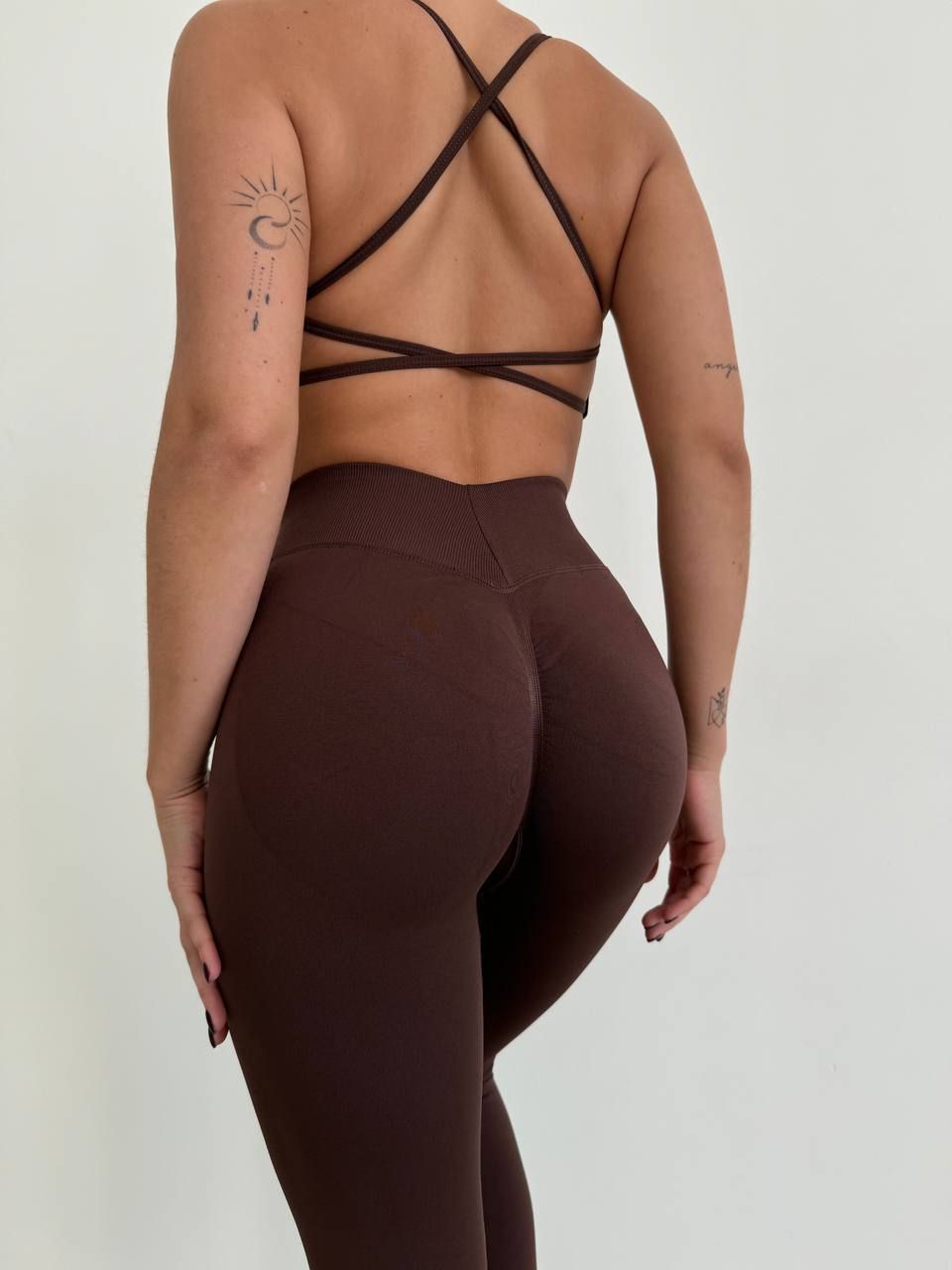 Спортивний топ Top model 85 Chocolate (коричневий) - M TOP-MOD85-CHOCO-M фото