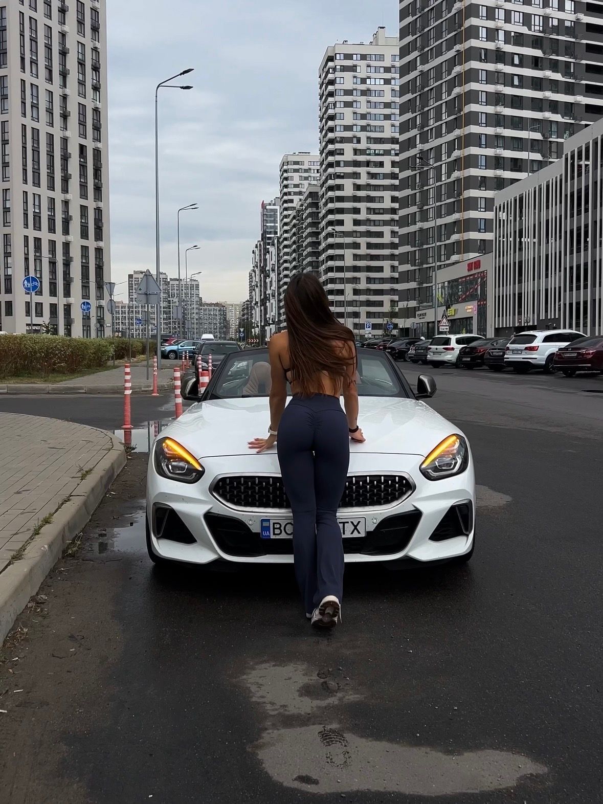 Жіночі легінси-кльош Leggings Premium model 94 Navy (синій) - S LEG-KLESH-94-NAVY-S фото