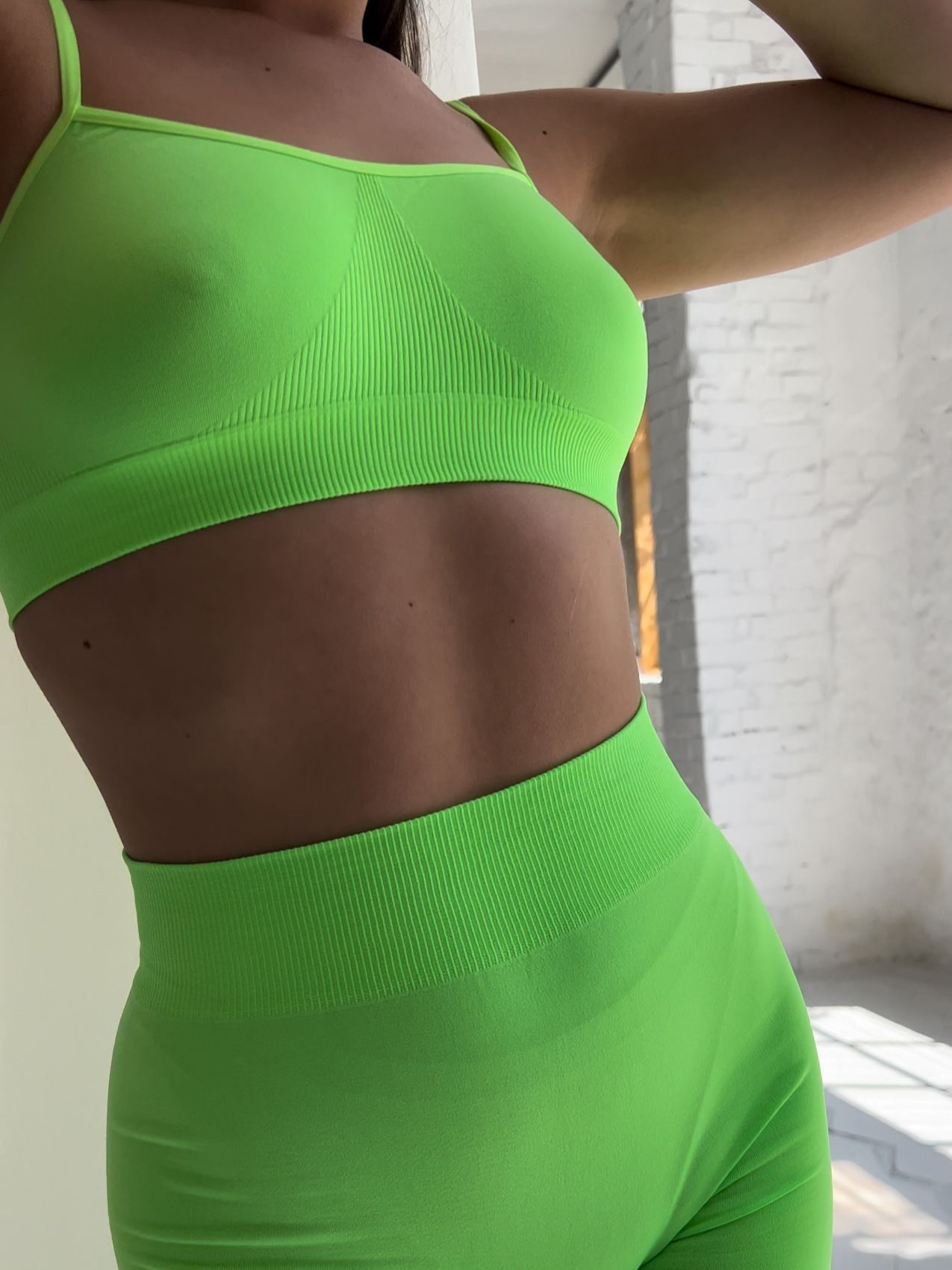 Топ на тонких бретельках Green neon (зелений неон) - L/XL TOPTHST-GREN-L/XL фото