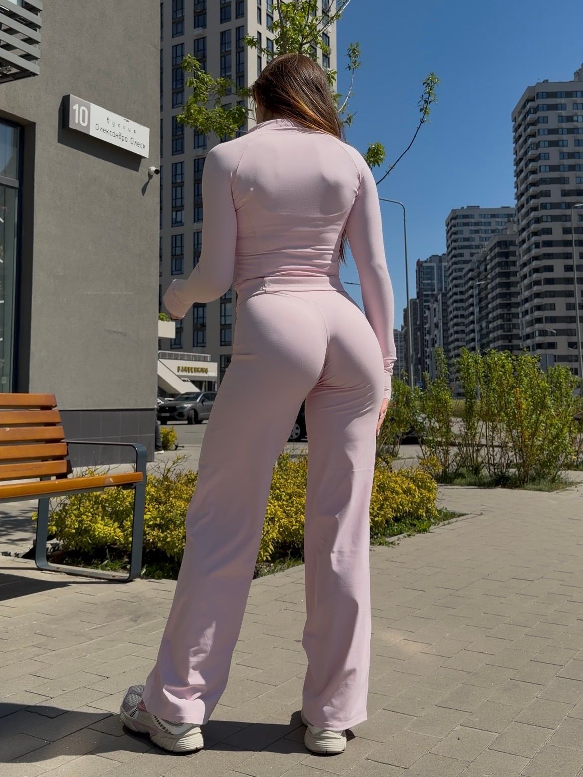 Жіноча спортивна кофта Crop top Calm Fit model 182 Blossom (рожевий) - S TSH-182-BLOSS-S фото