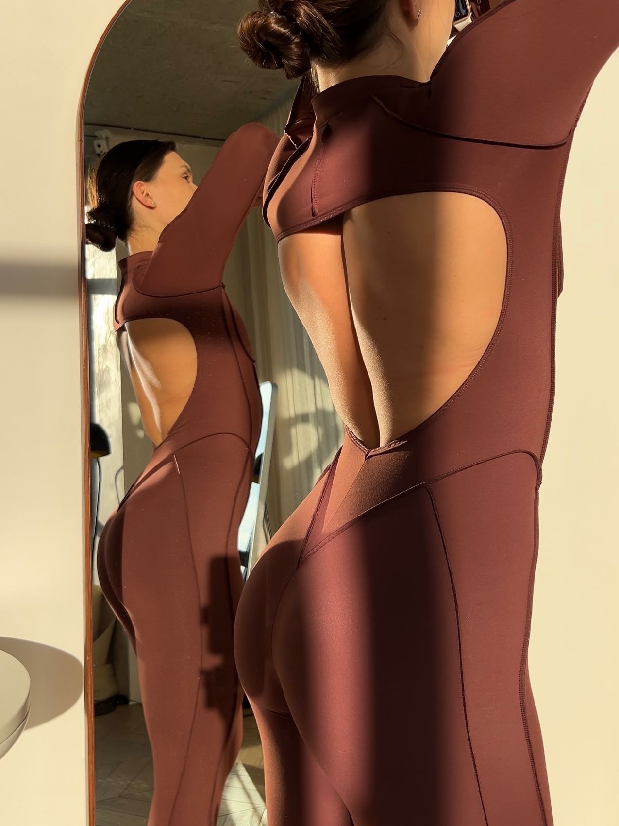Гладкий комбінізон Leggings Body Crop Top Skin model 149 Chocolate (коричневий) - S KOMB-149-CHOC-S фото