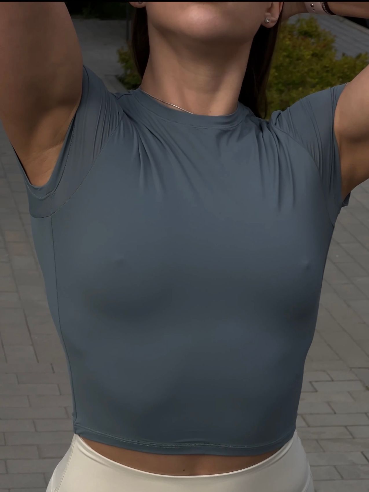 Жіноча коротка футболка T-shirt model 111 Stormy weather(сіро-блакитний) - S TSH-111-STOWEA-S фото